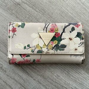 GUESS floral long wallet (REHAB PROJECT)